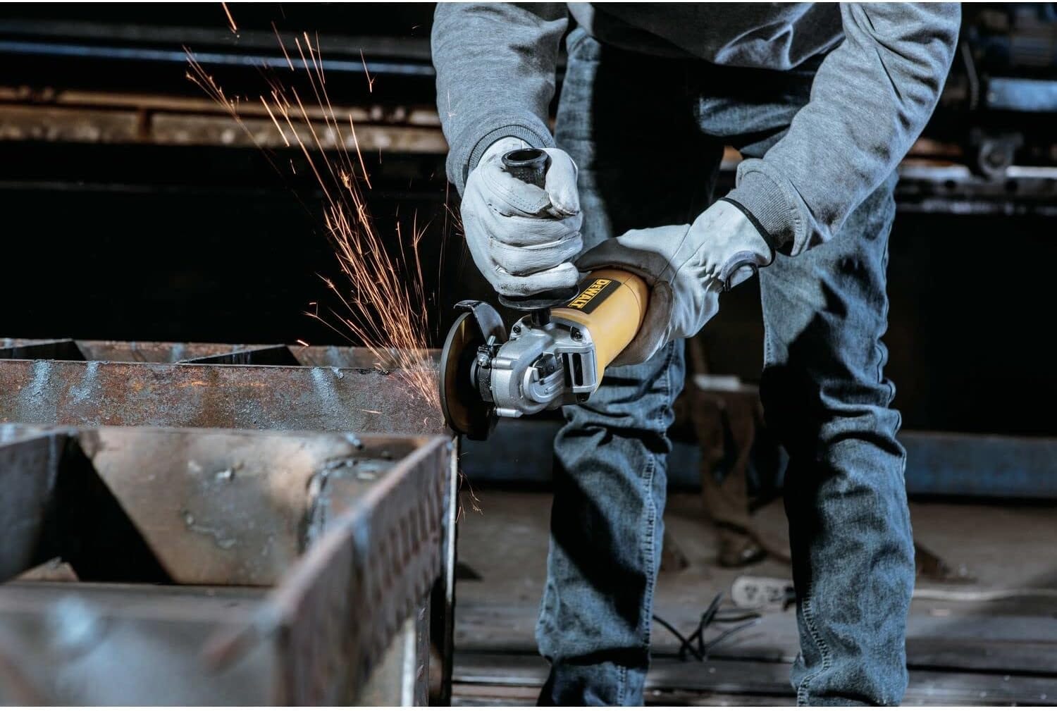 Flexibilität und Mobilität mit einem DeWalt Winkelschleifer