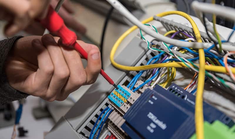 Jetzt bewerben und Karriere machen – Elektrotechnik-Stellenangebote