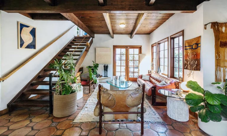 81dca5d6-5a86-49bc-8eca-4a8610a07d27